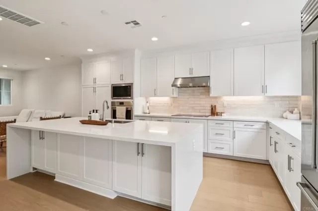 MLS: NDP2603179 Condo For Sale