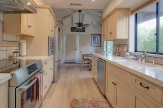 Photo #4: NDP2603535 Listing