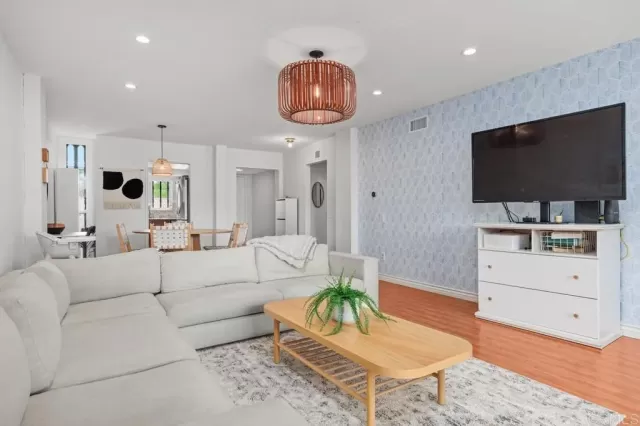 MLS: NDP2603903 Condo For Sale