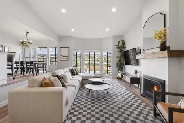 MLS: NDP2604091 Condo For Sale