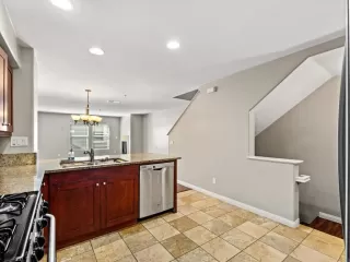 Photo #5: NDP2604587 Listing 