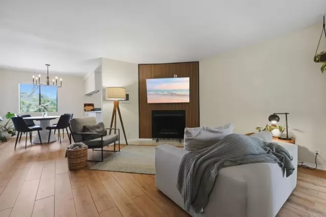 MLS: NDP2604970 Condo For Sale