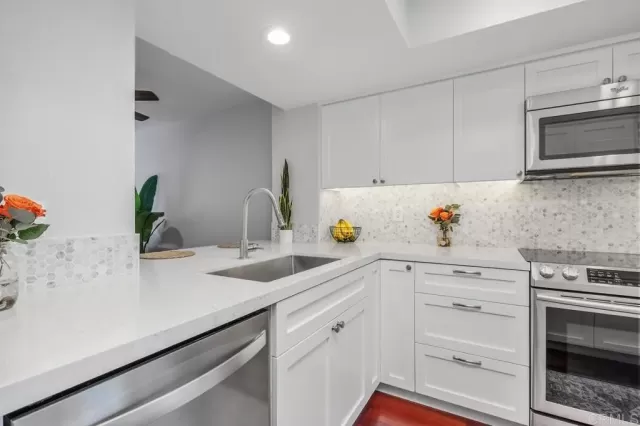 MLS: NDP2604971 Condo For Sale