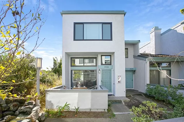 MLS: NDP2605028 Condo For Sale
