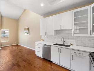 Photo #5: NDP2605234 Listing
