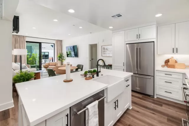 MLS: NDP2605313 Condo For Sale