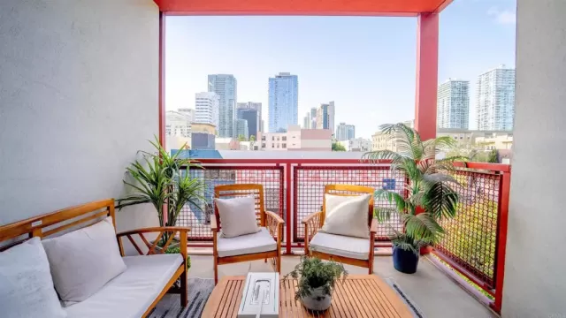 MLS: NDP2605337 Condo For Sale
