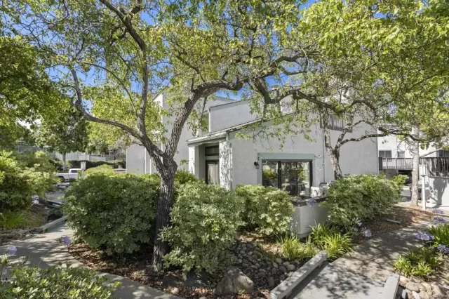 MLS: NDP2605373 Condo For Sale