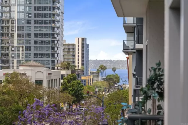 MLS: NDP2605457 Condo For Sale