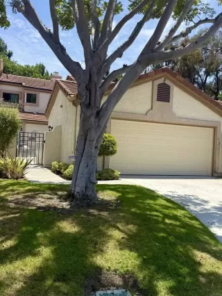 Browse active condo listings in DEL MAR HIGHLANDS