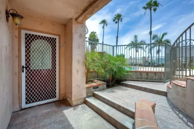 MLS: NDP2605683 Condo For Sale