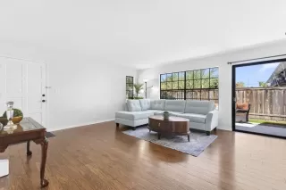 Photo #4: NDP2605689 Listing