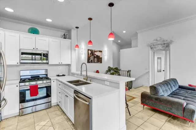 MLS: NDP2605744 Condo For Sale