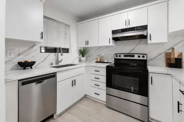 MLS: NDP2605848 Condo For Sale