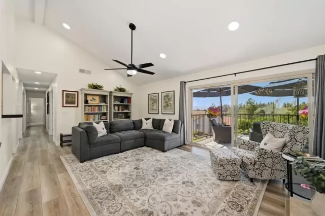 MLS: NDP2605853 Condo For Sale