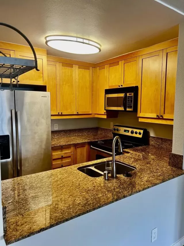 MLS: NDP2606049 Condo For Sale