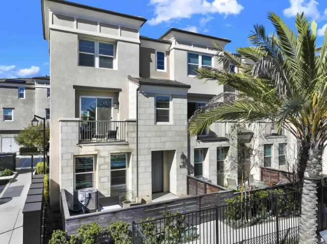 MLS: NDP2606181 Condo For Sale