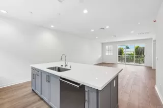 Photo #4: NDP2606630 Listing