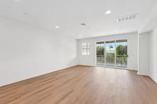 Photo #6: NDP2606630 Listing