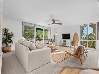 Browse active condo listings in VILLA LA JOLLA AT WINDANSEA BEACH