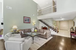 Photo #5: NDP2606897 Listing
