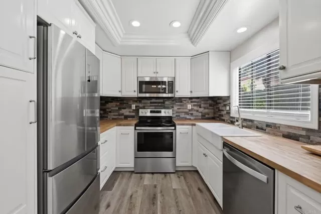 MLS: NDP2607117 Condo For Sale