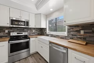 Photo #2: NDP2607117 Listing