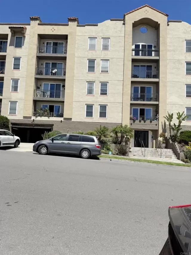 MLS: NDP2607204 Condo For Sale