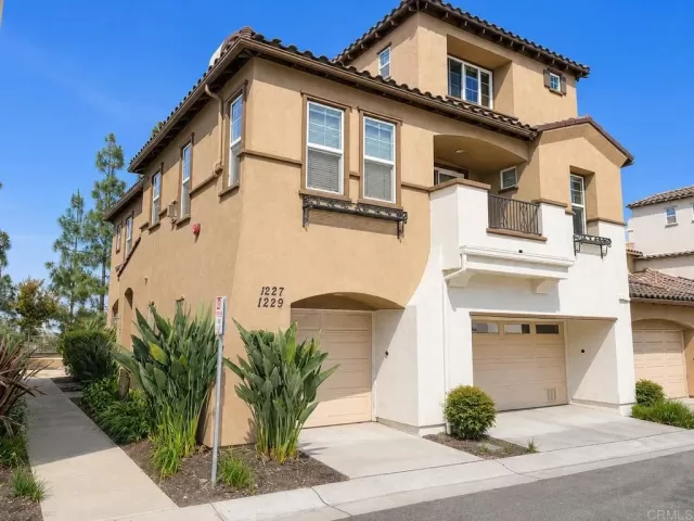 MLS: NDP2607418 Condo For Sale