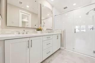 Browse active condo listings in AVANTE