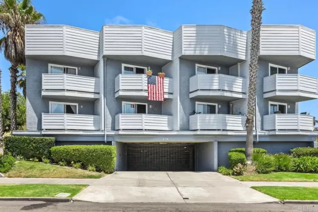 MLS: NDP2607479 Condo For Sale