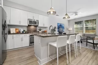 Photo #2: NDP2607585 Listing