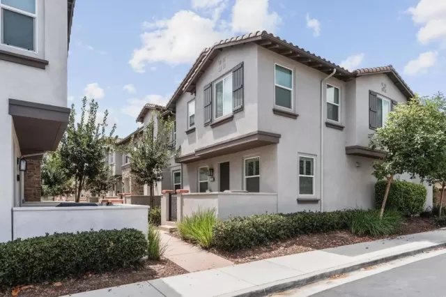 MLS: NDP2607757 Condo For Sale