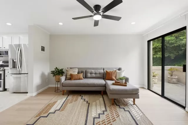 MLS: NDP2607761 Condo For Sale