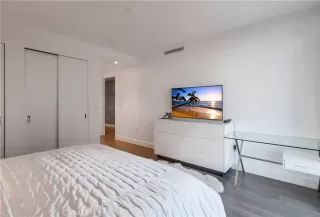 Photo #5: NP25162227 Listing 