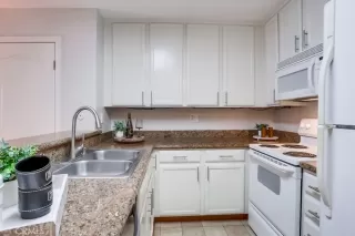 Photo #3: NS25128009 Listing