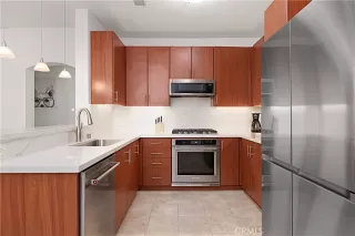 Photo #4: OC23006002 Listing