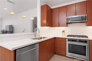 Photo #5: OC23006002 Listing