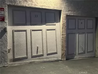 Photo #4: OC23016080 Listing