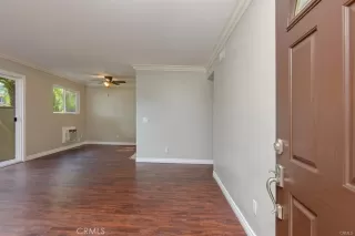 Photo #2: OC23032904 Listing 