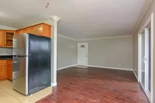 Photo #6: OC23032904 Listing 