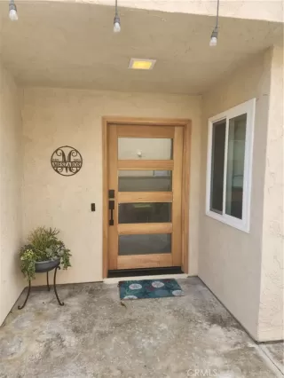 Photo #2: OC23038665 Listing