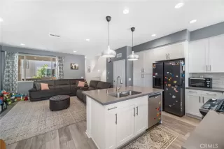 Photo #3: OC23038835 Listing 