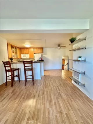 Photo #3: OC23045355 Listing