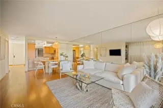 Photo #5: OC23049506 Listing 