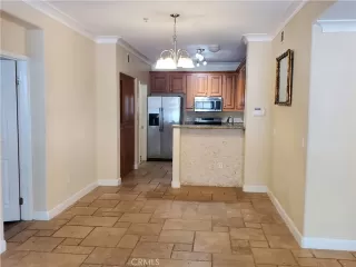 Photo #3: OC23063599 Listing