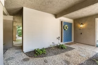 Photo #3: OC23067106 Listing