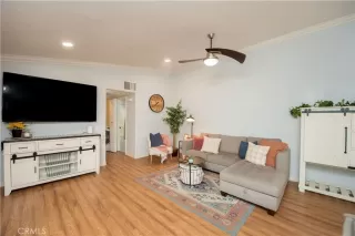 Photo #4: OC23092701 Listing