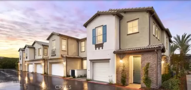 MLS: OC23093161 Condo For Sale