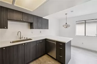 Photo #6: OC23094790 Listing